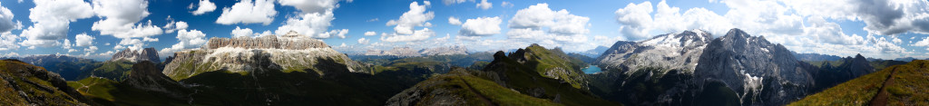 Dolomity - panorama z Col del Cuc.