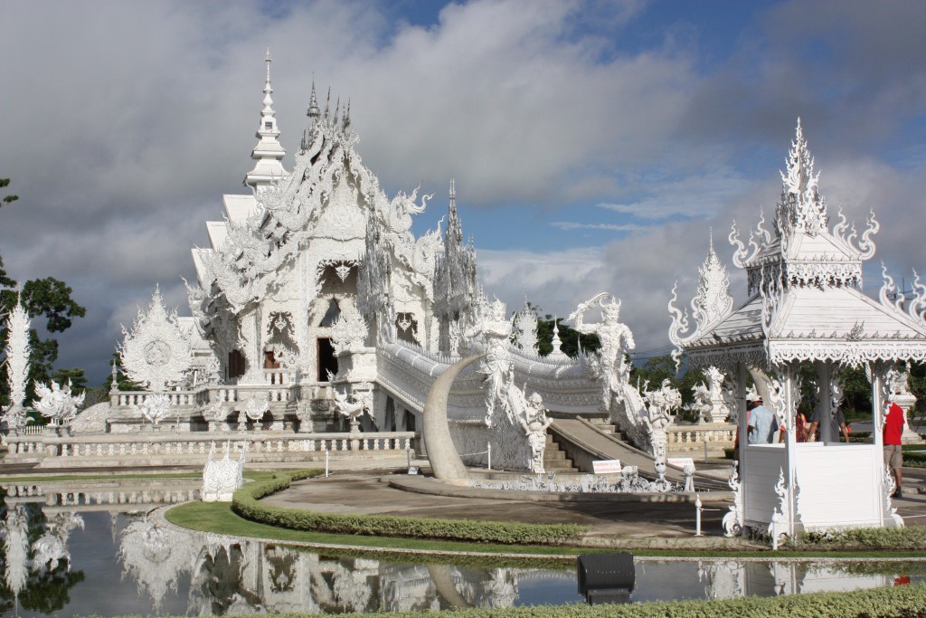 Tajlandia Wat Rong Khun (widok na świątynię)