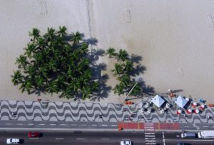 Czarno-biała promenada wzdłuż plaży Copacabana