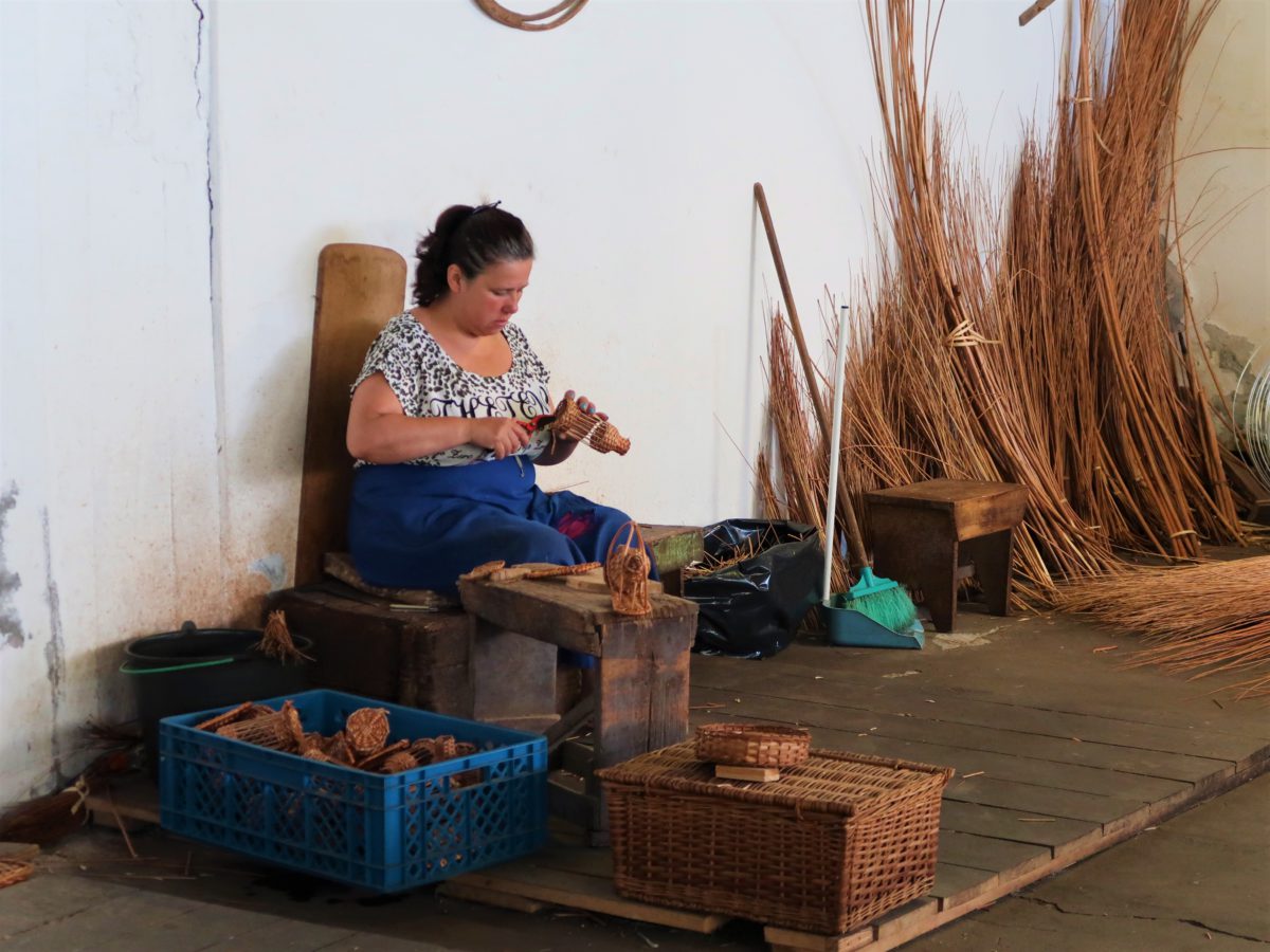 Wyroby z wikliny pochodzące z Madery znane są na całym świecie