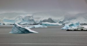 Antarktyda to nie tylko najzimniejszy i najdalej na południe położony kontynent na kuli ziemskiej