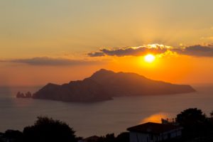 Zachód słońca nad Capri