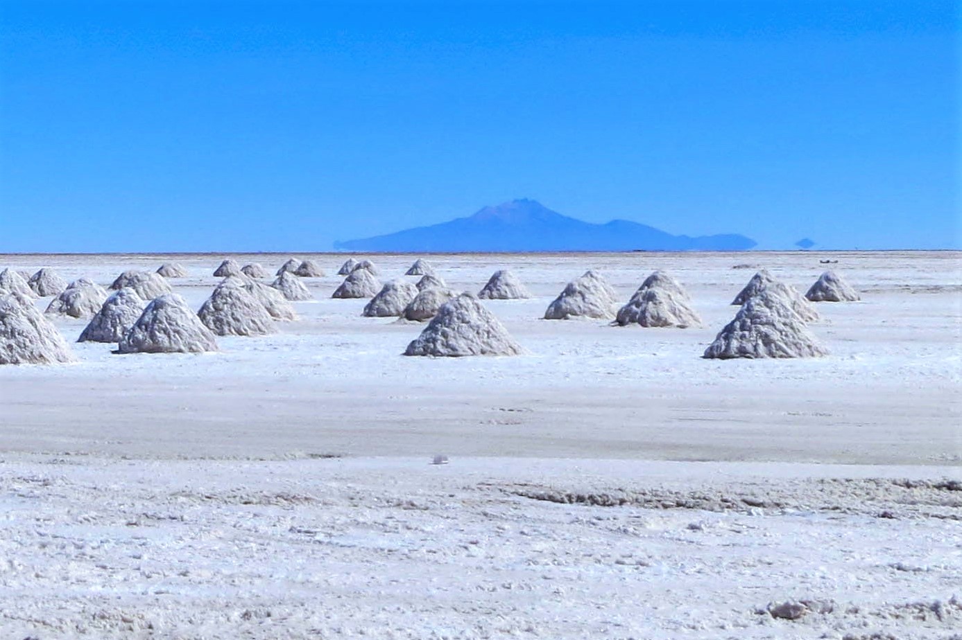 Salar de Uyuni to źródło sodu, potasu, magnezu oraz największe na świecie złoża litu